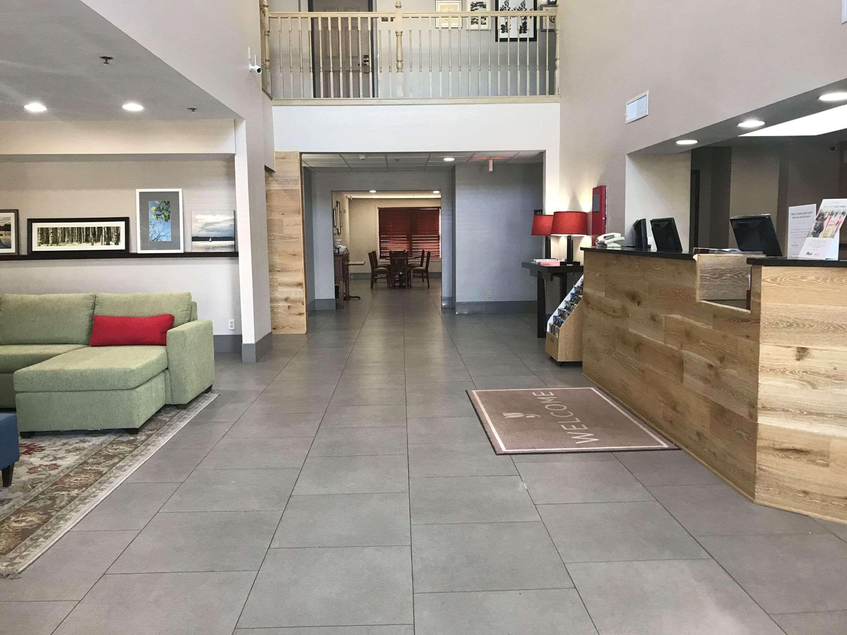 LobbyInterior View | Country Inn & Suites by Radisson, Richmond I-95 South, VA