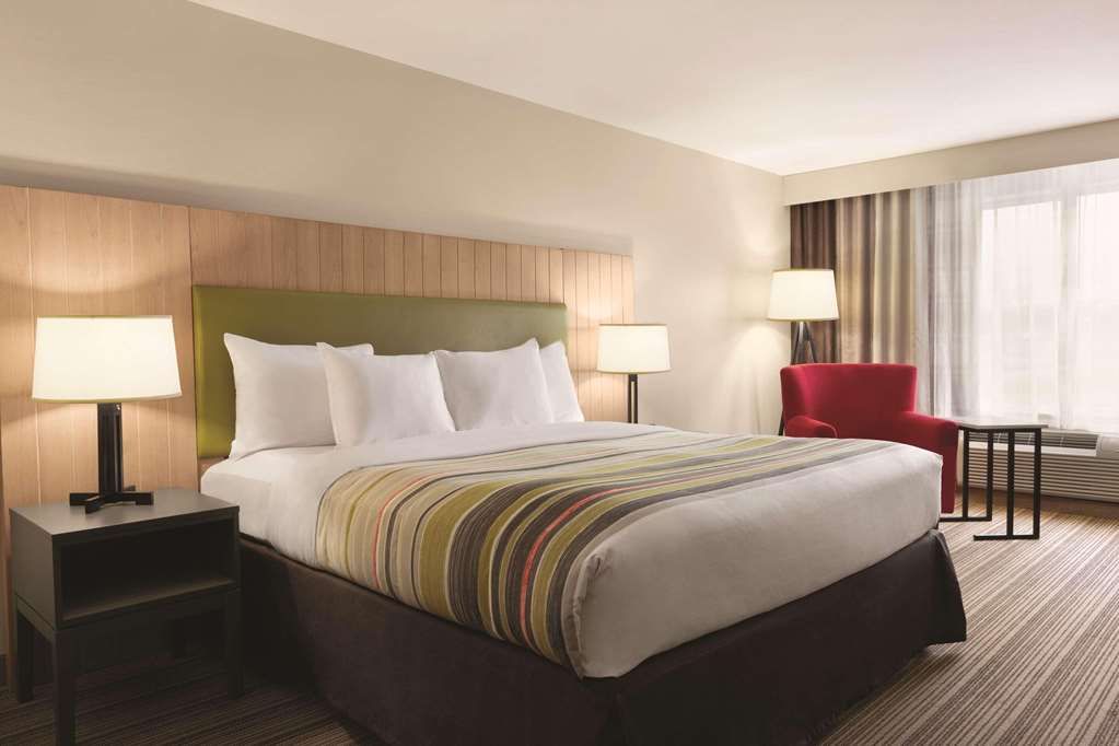 COUNTRY INN & SUITES BY RADISSON WY-guestroom-Guest Room,On-Site.jpg