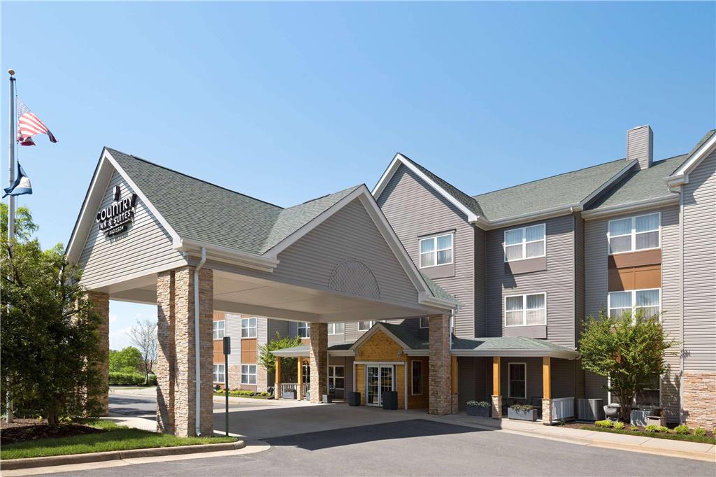 Country Inn & Suites Dulles Intl