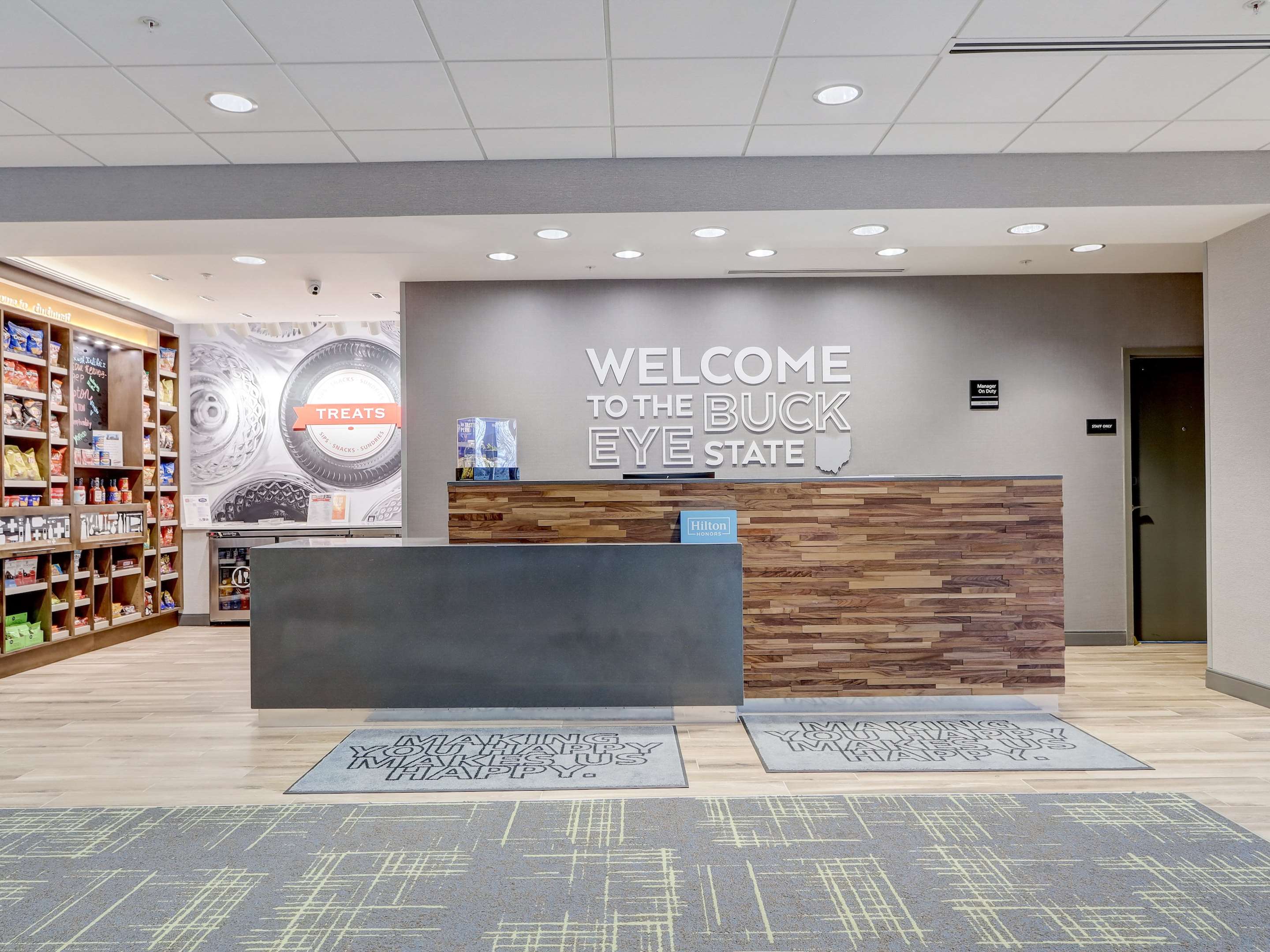Reception | Hampton Inn & Suites Cincinnati Midtown Rookwood
