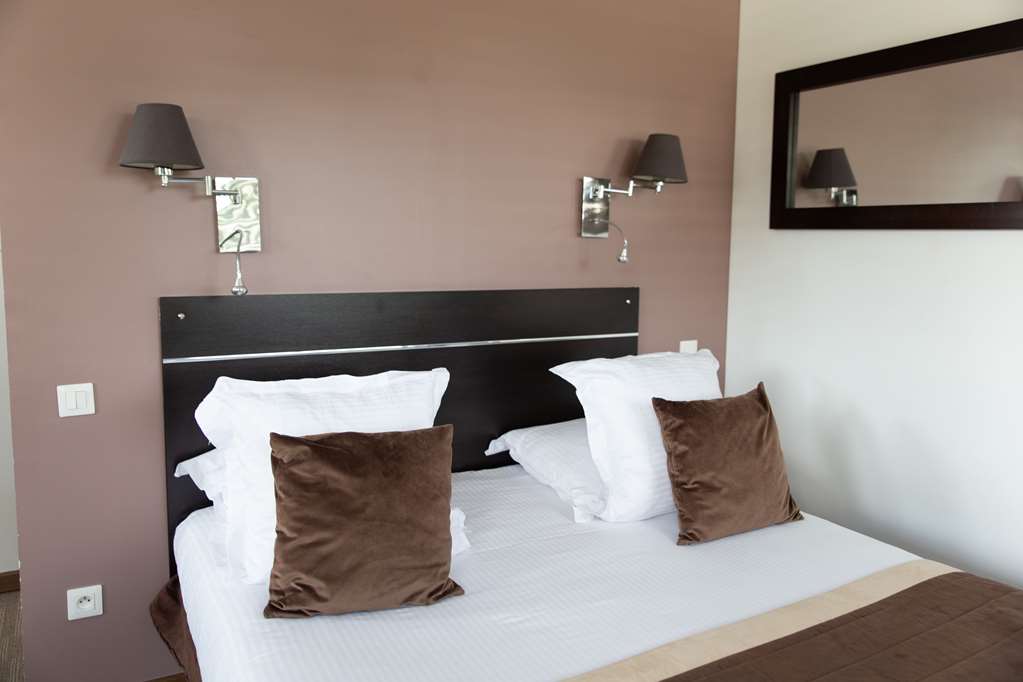 ZENITUDE HOTEL RESIDENCES FERNEY VO-guestroom-Guest Room,On-Site.jpg