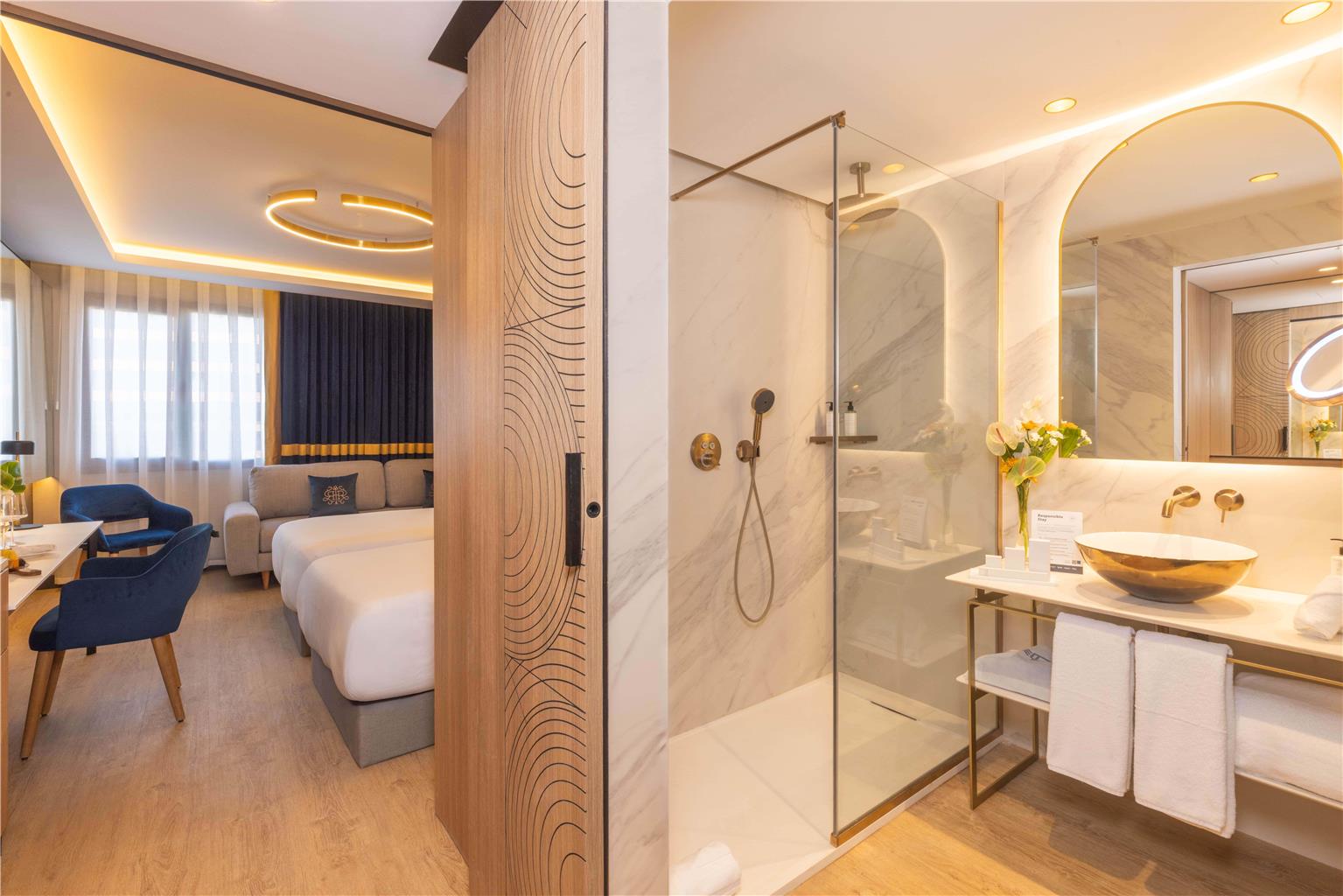 ROYAL HIDEAWAY CASABLANCA-guestroom-Guest Room,Suite,On-Site.jpg