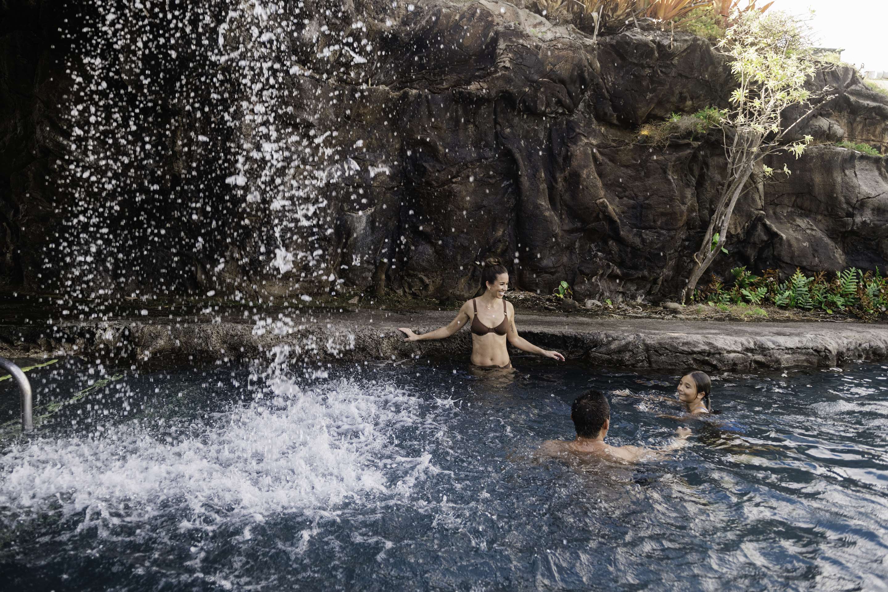 Pool - Lifestyle | OUTRIGGER Kauaʻi Beach Resort & Spa