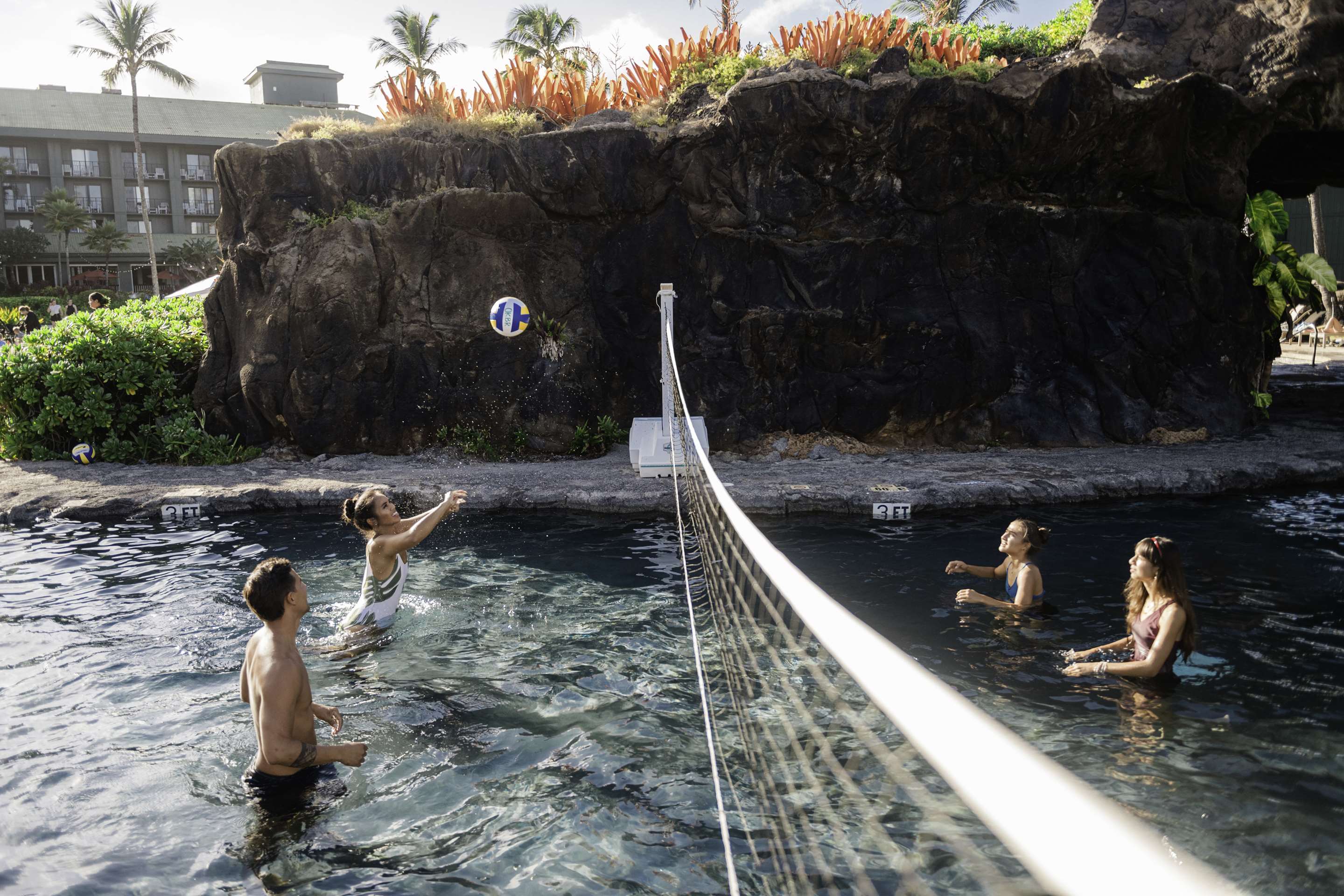 Pool - Lifestyle | OUTRIGGER Kauaʻi Beach Resort & Spa