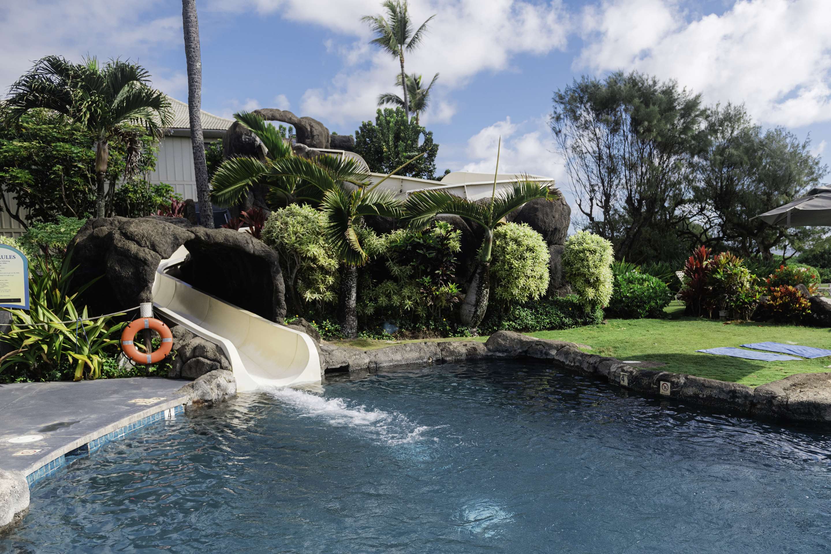 Pool - Water Slide | OUTRIGGER Kauaʻi Beach Resort & Spa
