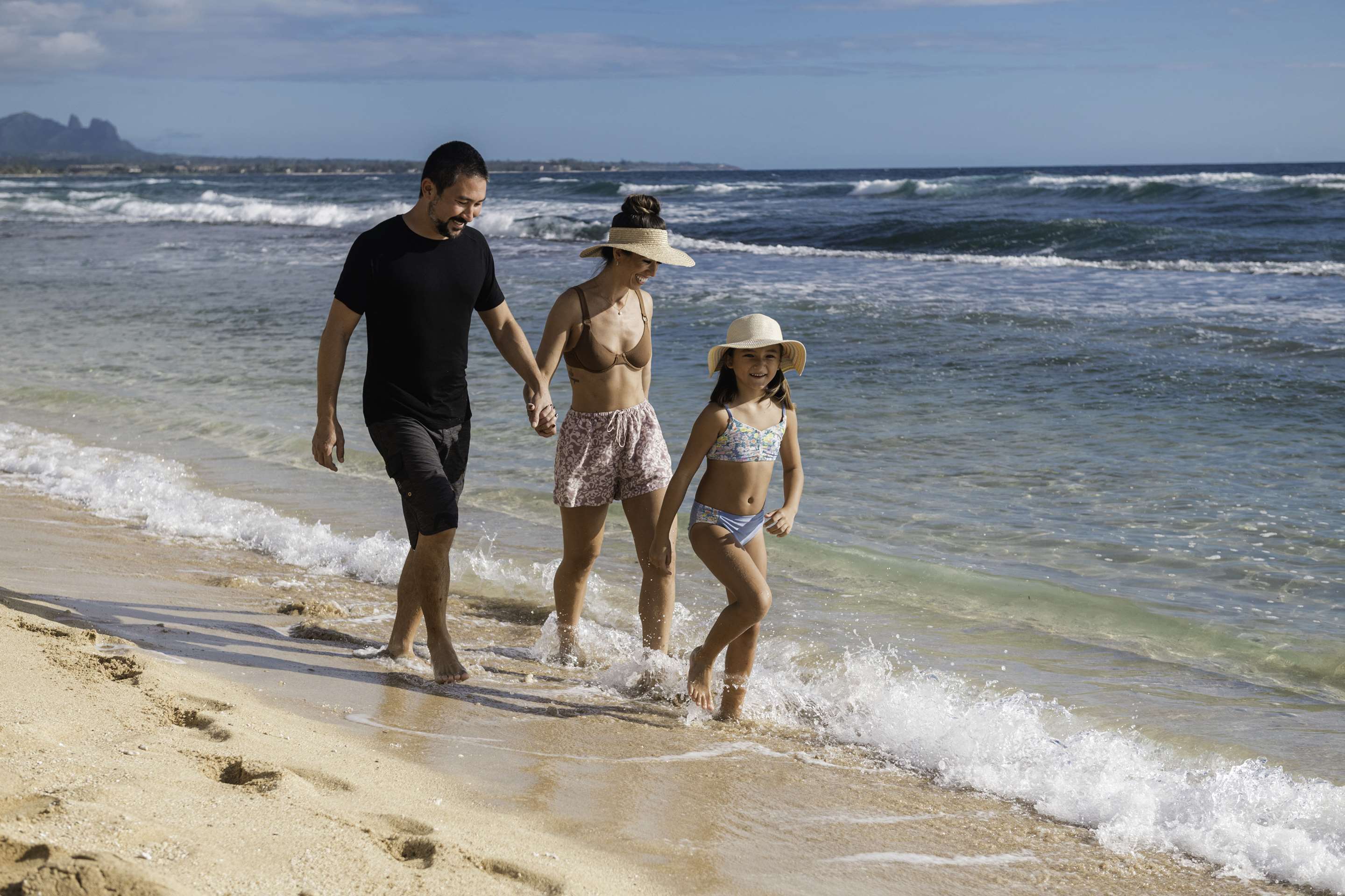 Beach - Lifestyle | OUTRIGGER Kauaʻi Beach Resort & Spa
