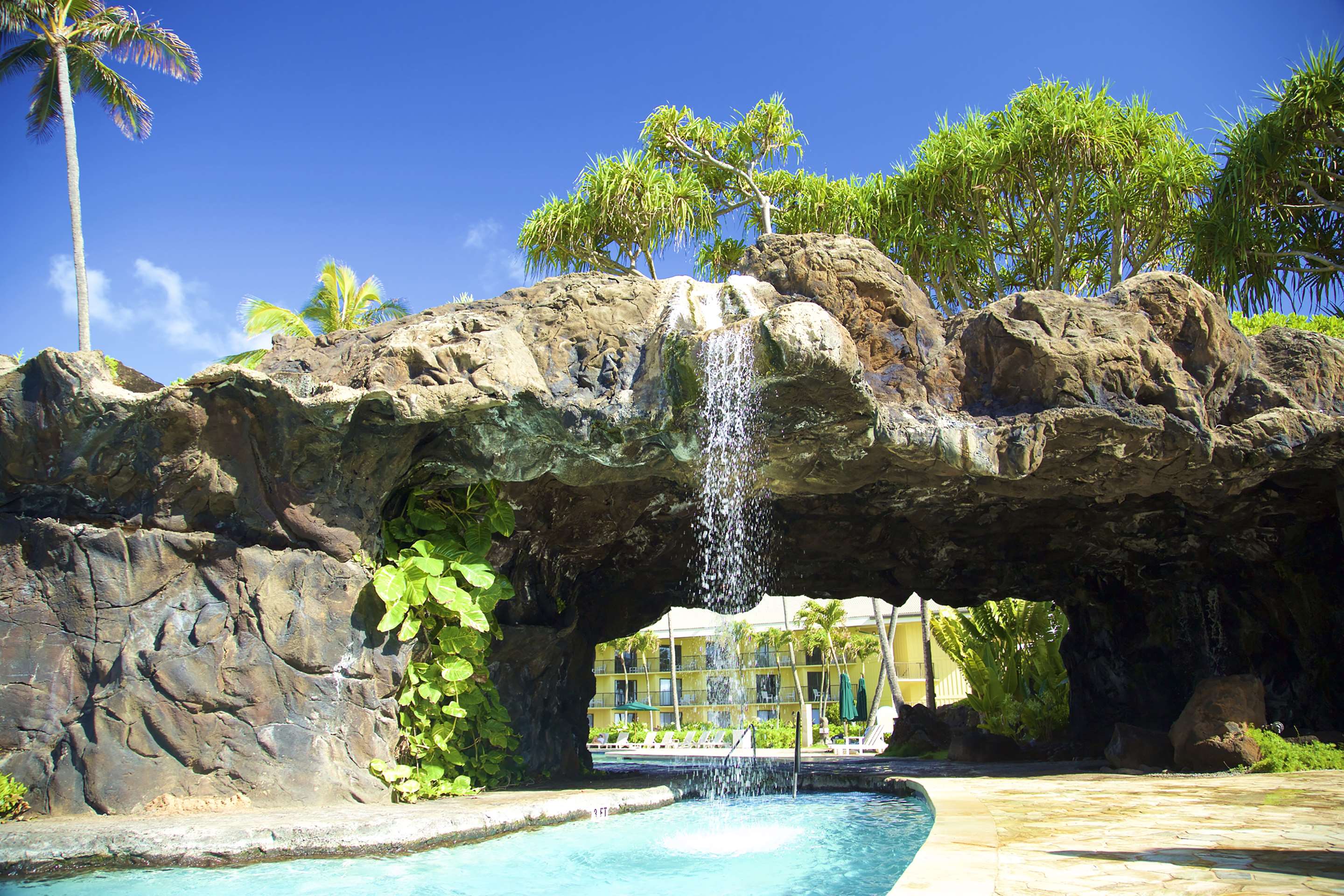 Pool | OUTRIGGER Kauaʻi Beach Resort & Spa