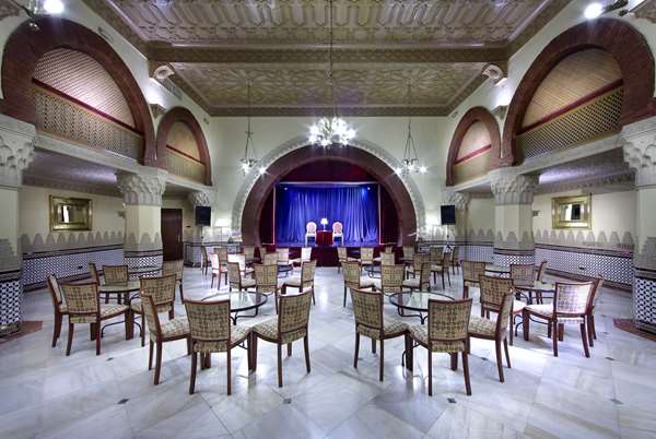 Alhambra Palace Hotel