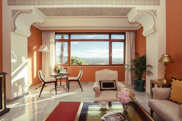 Alhambra Palace Hotel