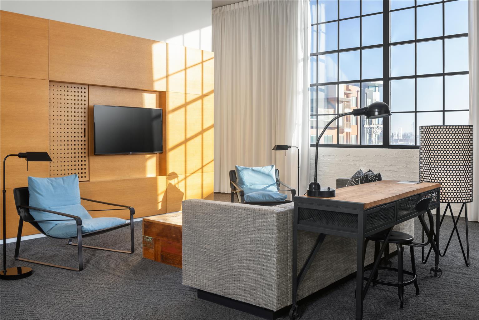 Fordson Hotel