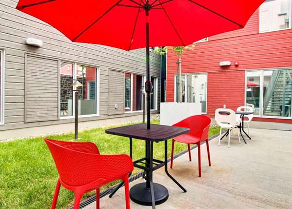  - Hotel Atypiq Quebec City