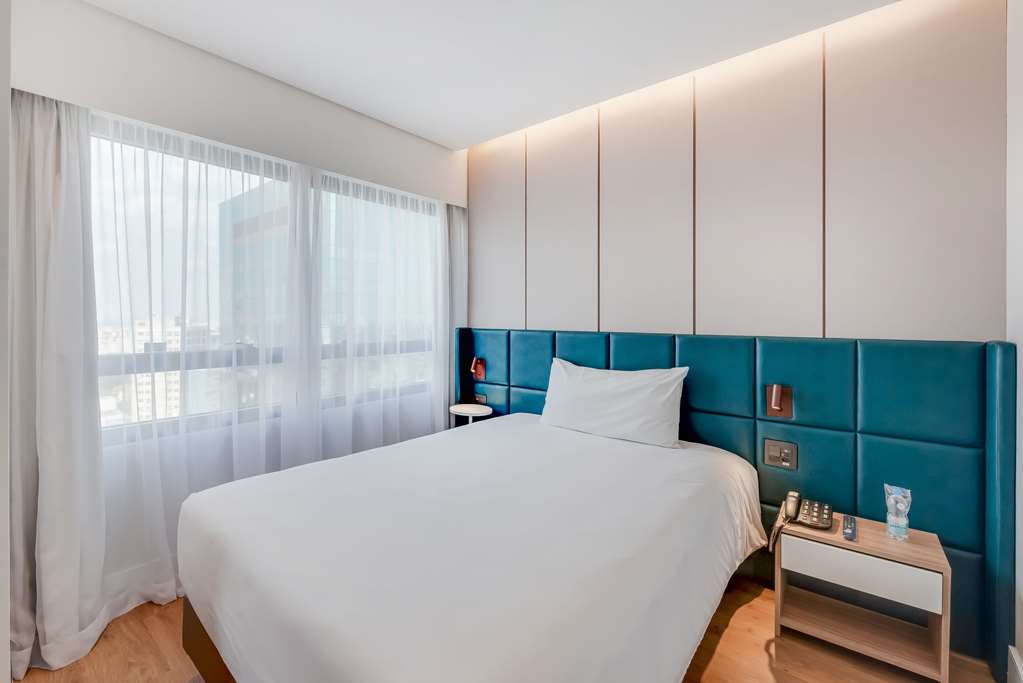 RADISSON HOTEL PAULISTA SAO PAULO-guestroom-Guest Room,On-Site.jpg