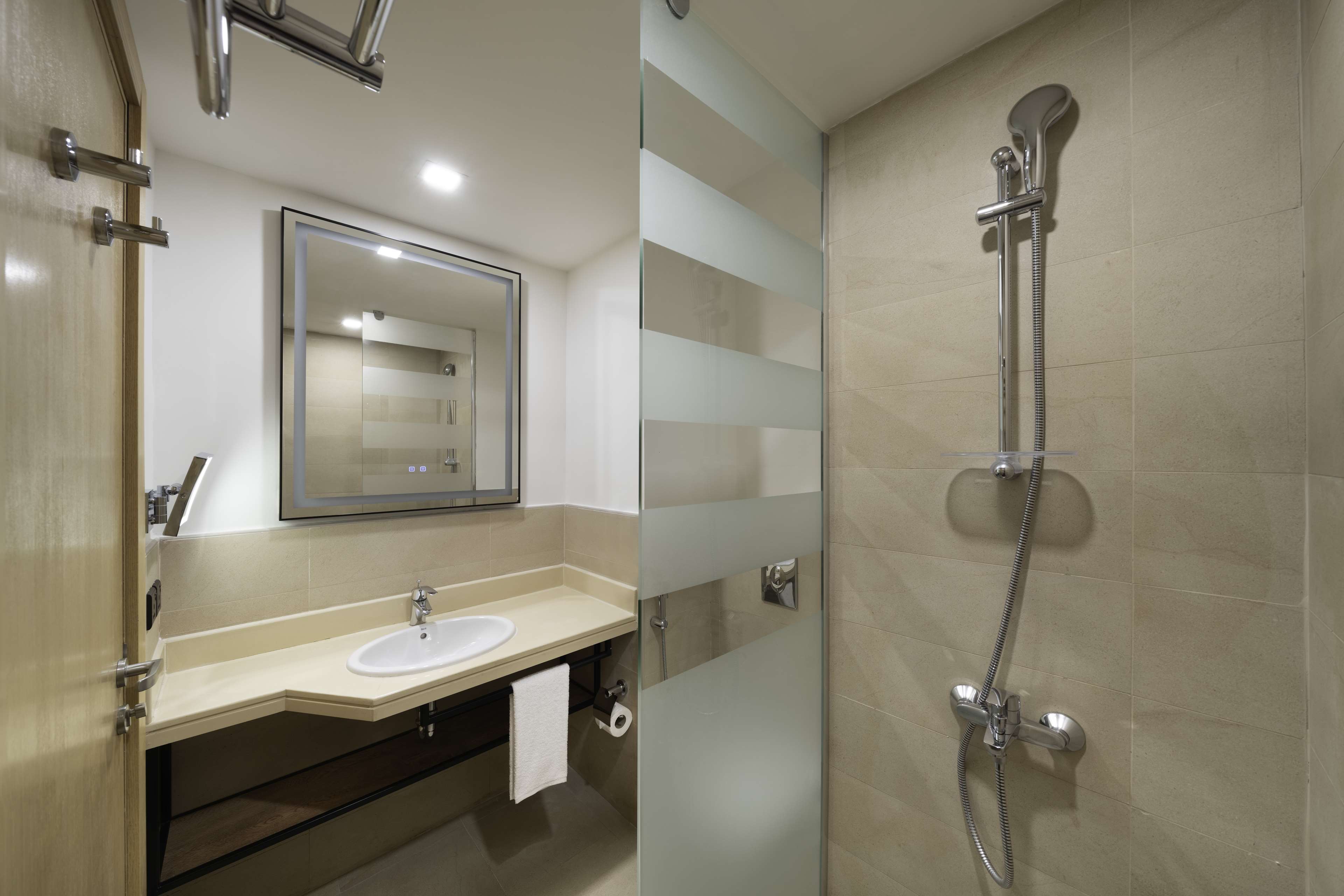 Park Inn by Radisson MakkahThakherAlsharqi Room Type - Junior Suite