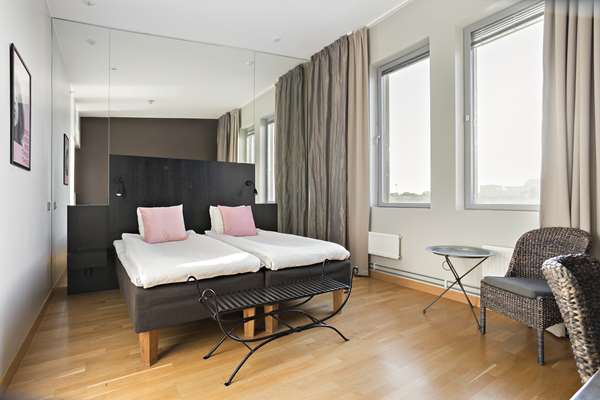 1 Double Bed, Non-Smoking, Superior Room, Work Desk, Wi-Fi, Hairdryer, Full Breakfast