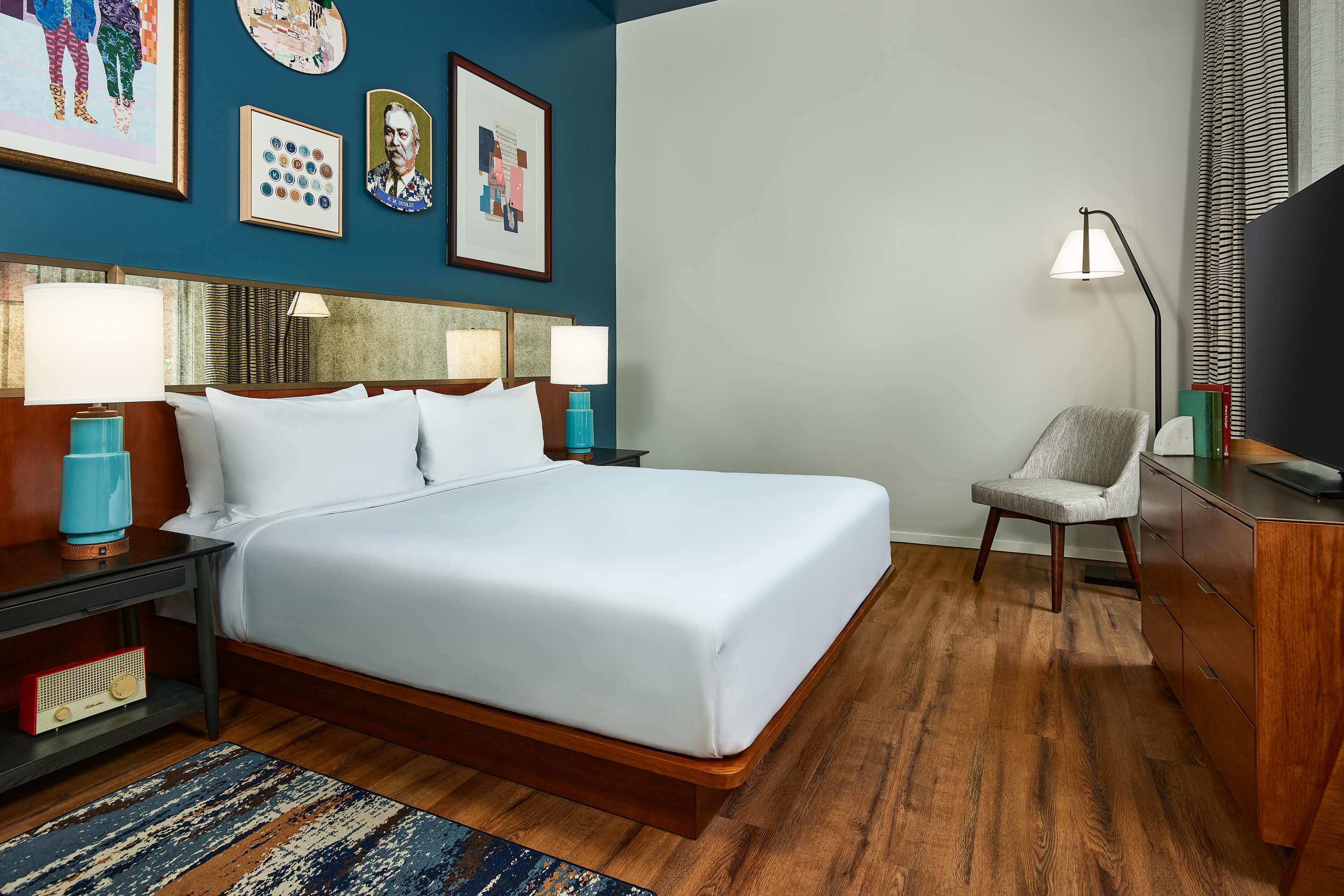 Guest room