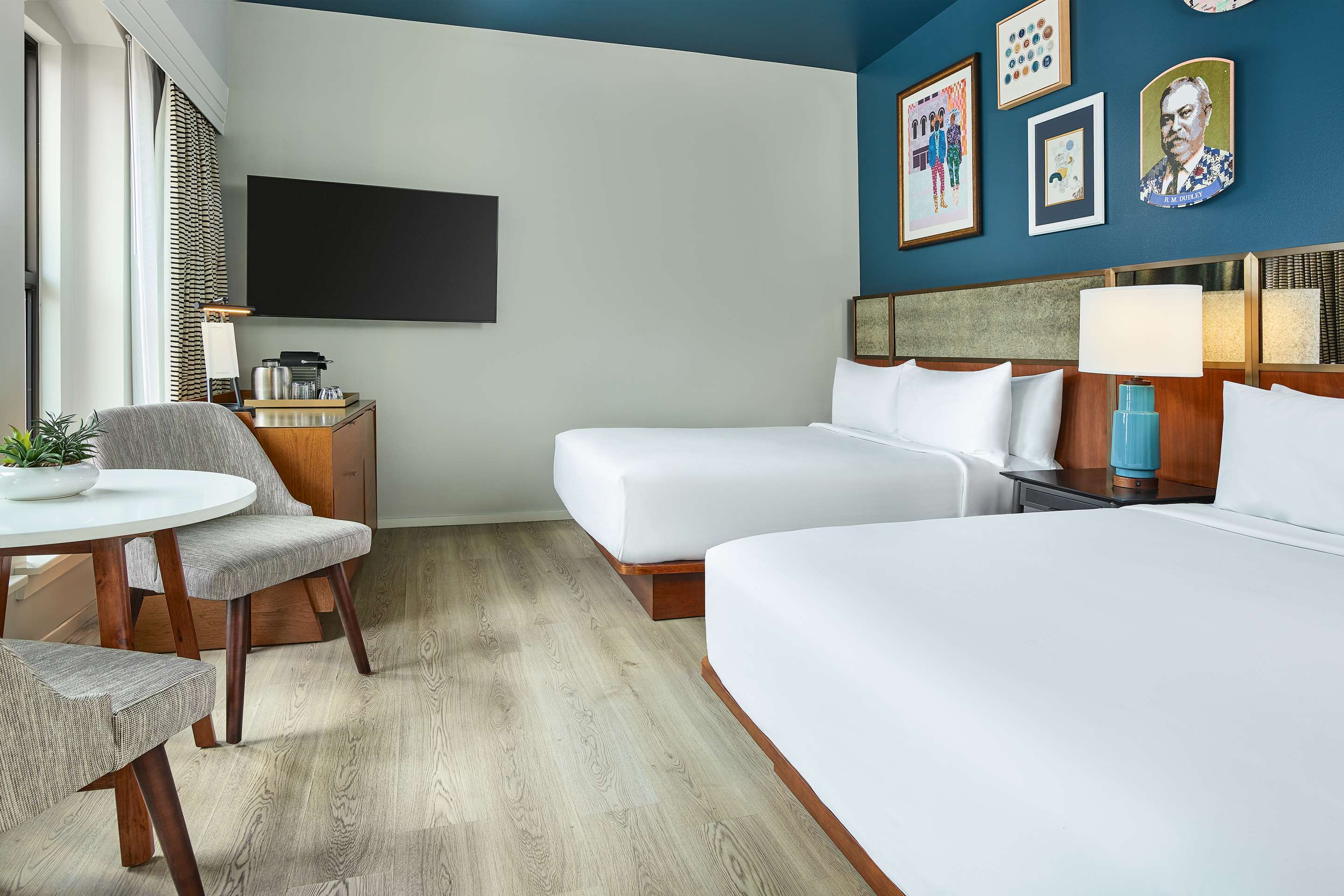 Guest room