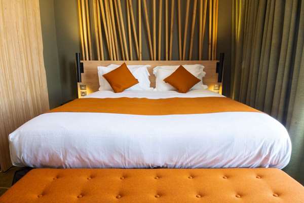 Guest Room,On-Site