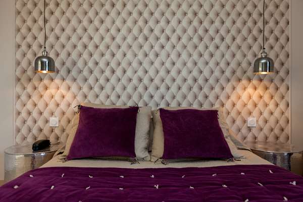 Guest Room,On-Site