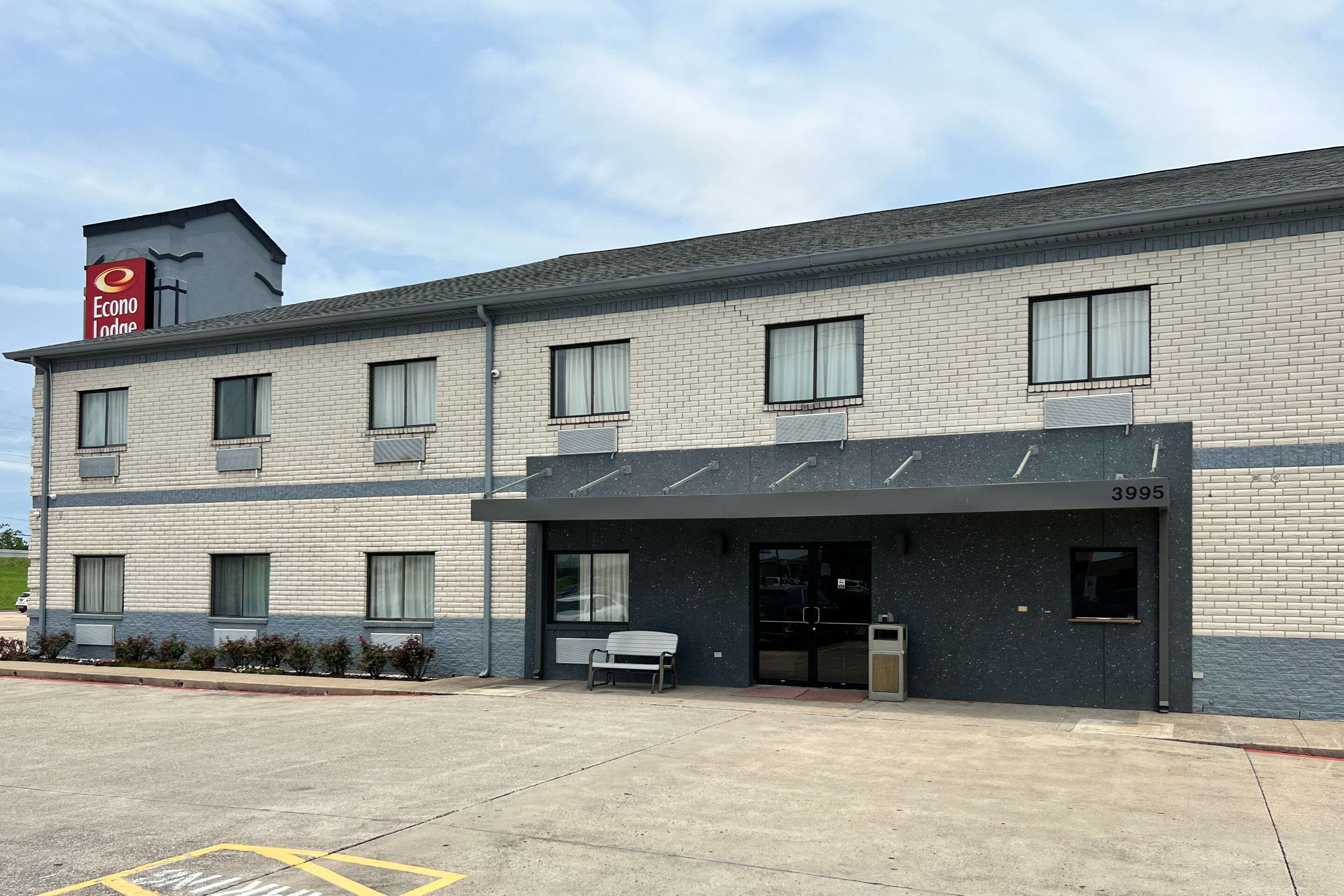 Hotel exterior | Econo Lodge Beaumont I-10 South