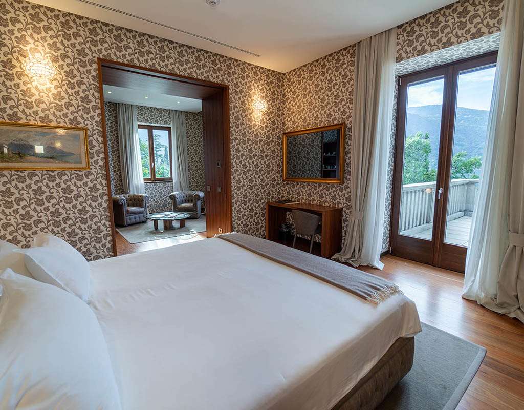 VILLA LARIO RESORT MANDELLO-guestroom-Guest Room,Suite,On-Site.jpg