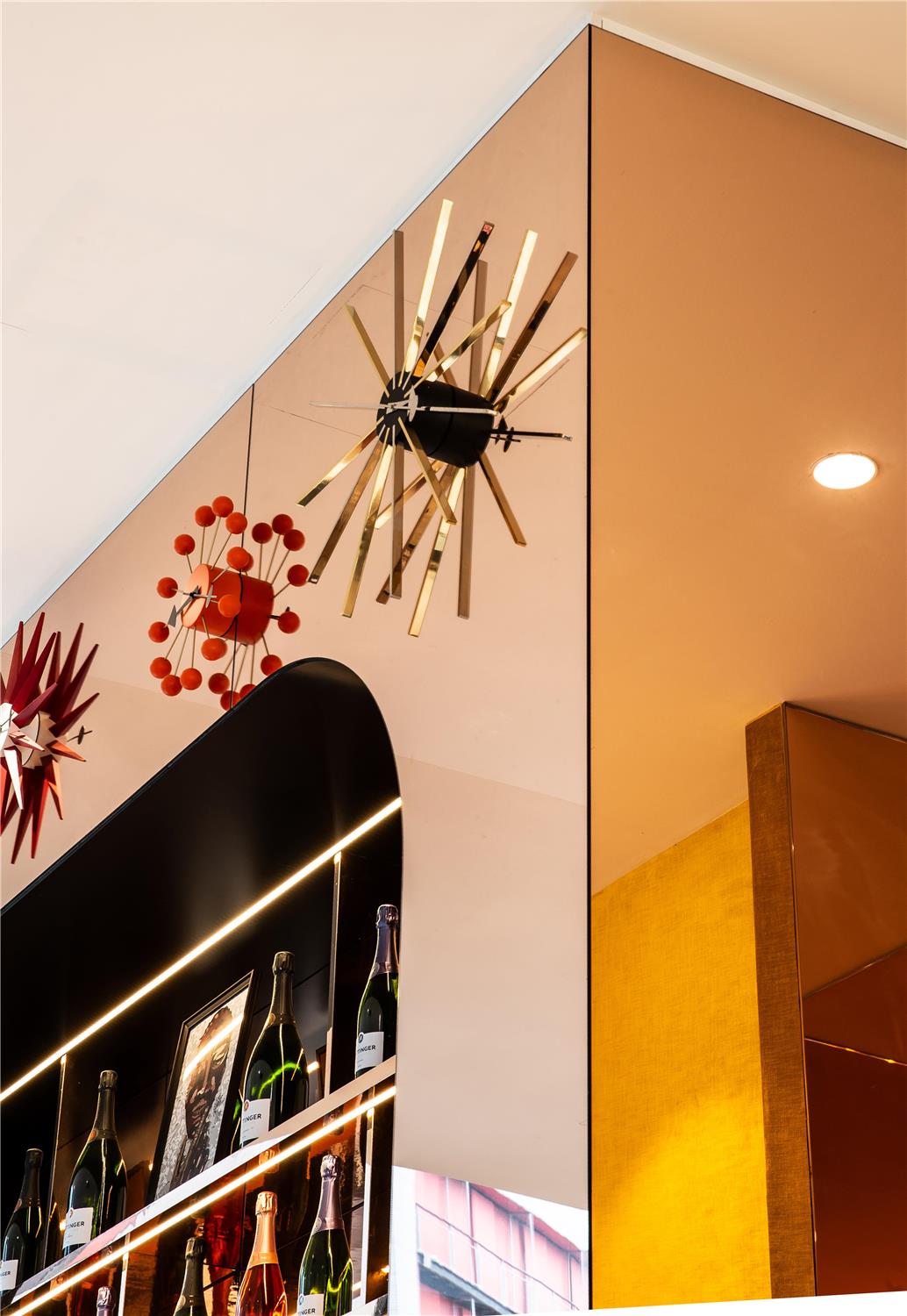 HÔTEL KYRIAD PRESTIGE ASNIERES SUR SEINE - Bar / Lounge