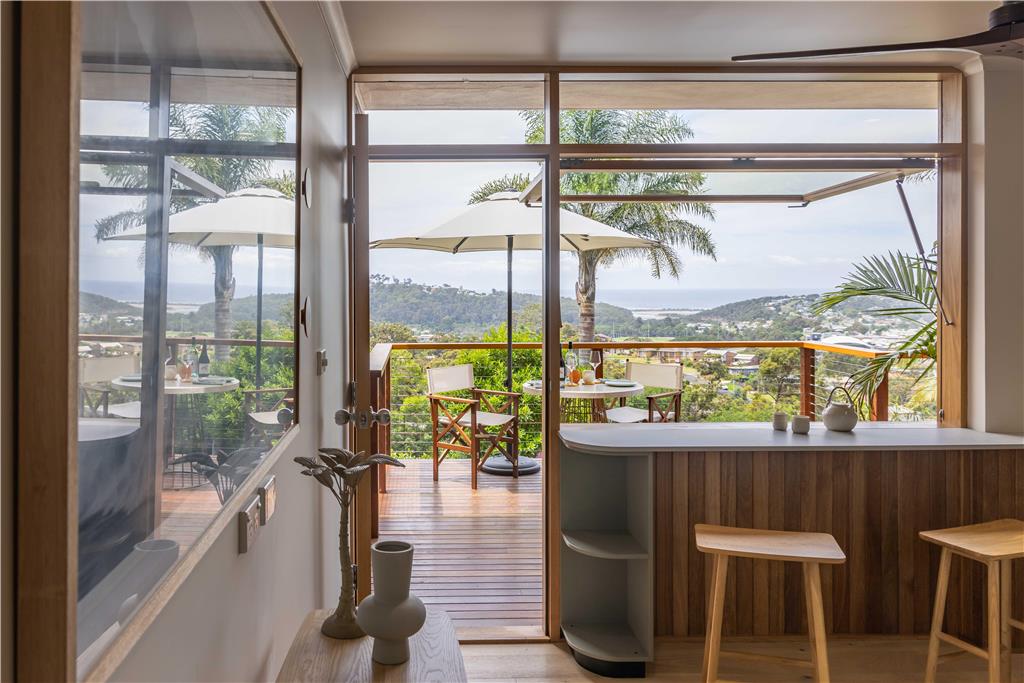 HILLCREST MERIMBULA-guestroom-Guest Room,Suite,On-Site.jpg