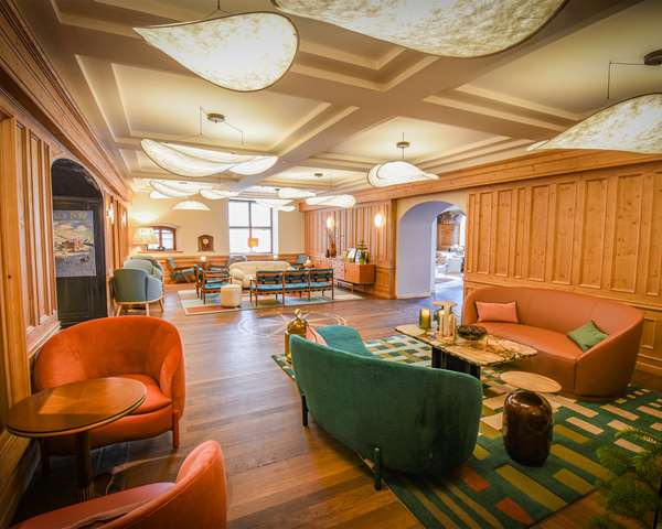 HOTEL FLUELA DAVOS  PART OF HYATT - Photo 32