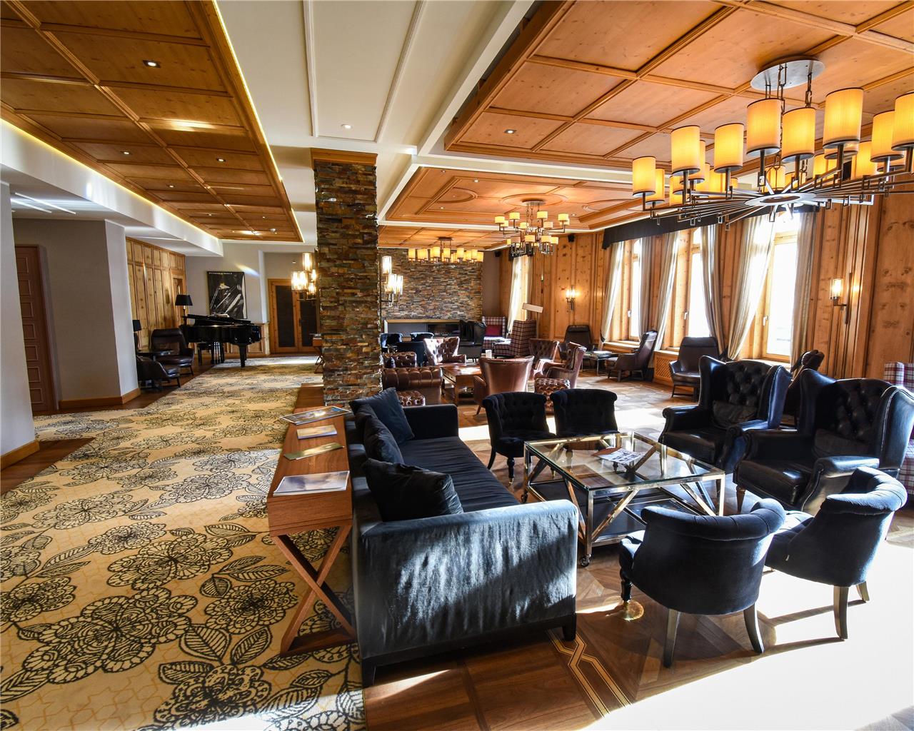 HOTEL FLUELA DAVOS PART OF HYATT - Photo 14