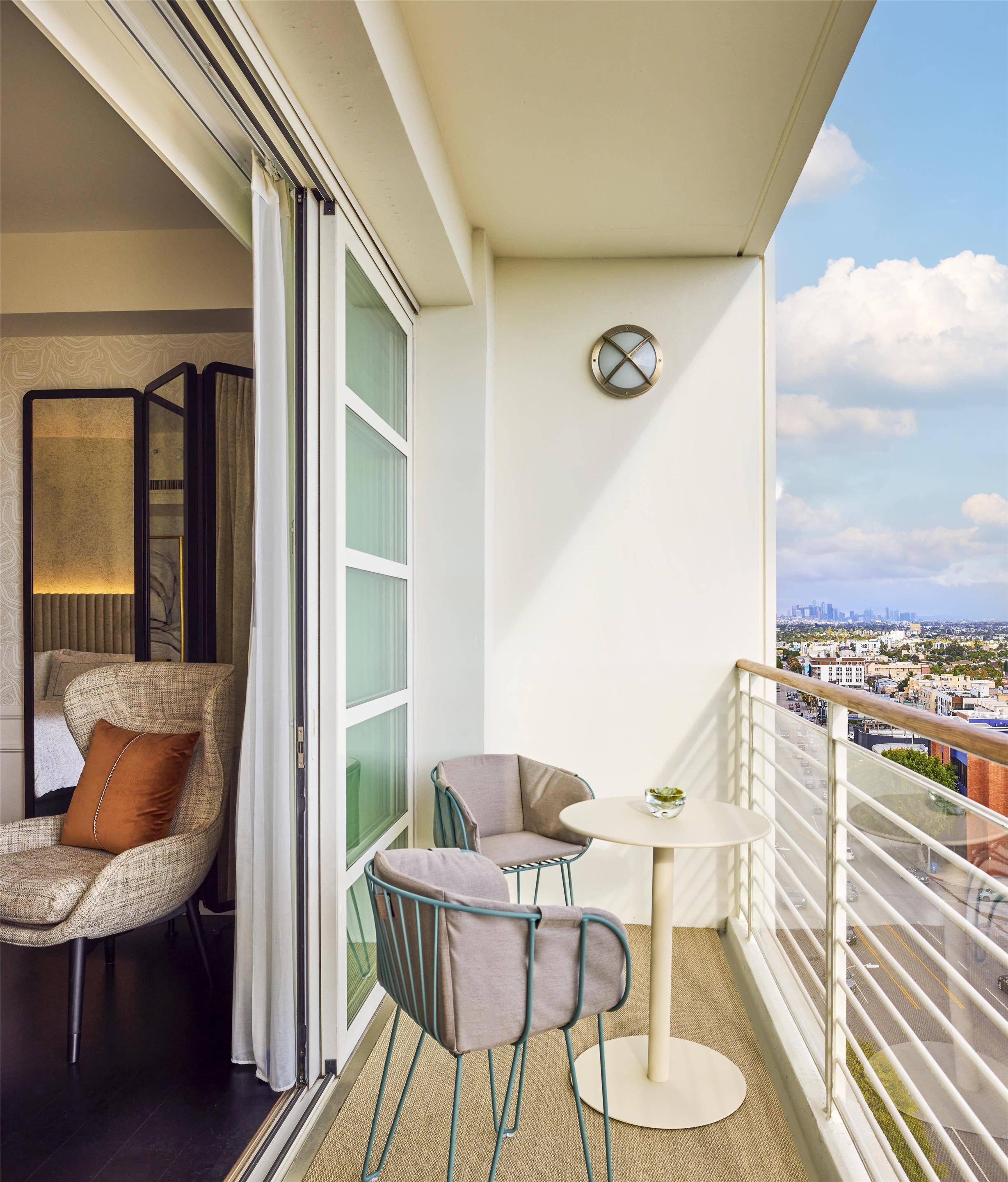Guest room