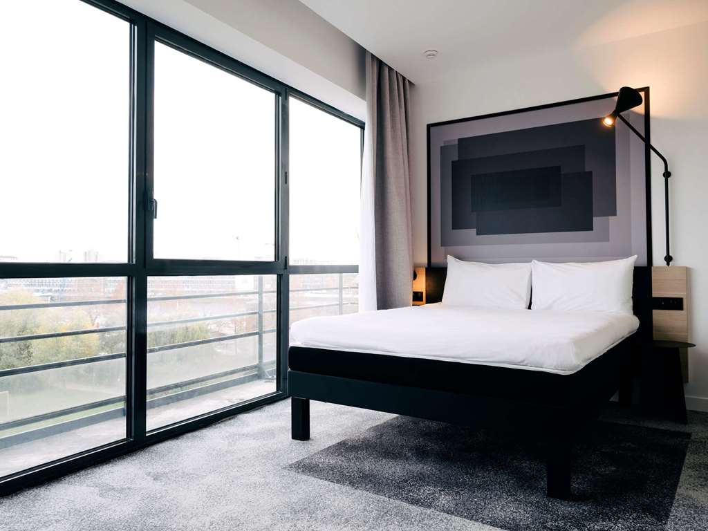 Ibis Rouen Centre Rive Droite Pasteur-guestroom-Guest Room,On-Site.jpg