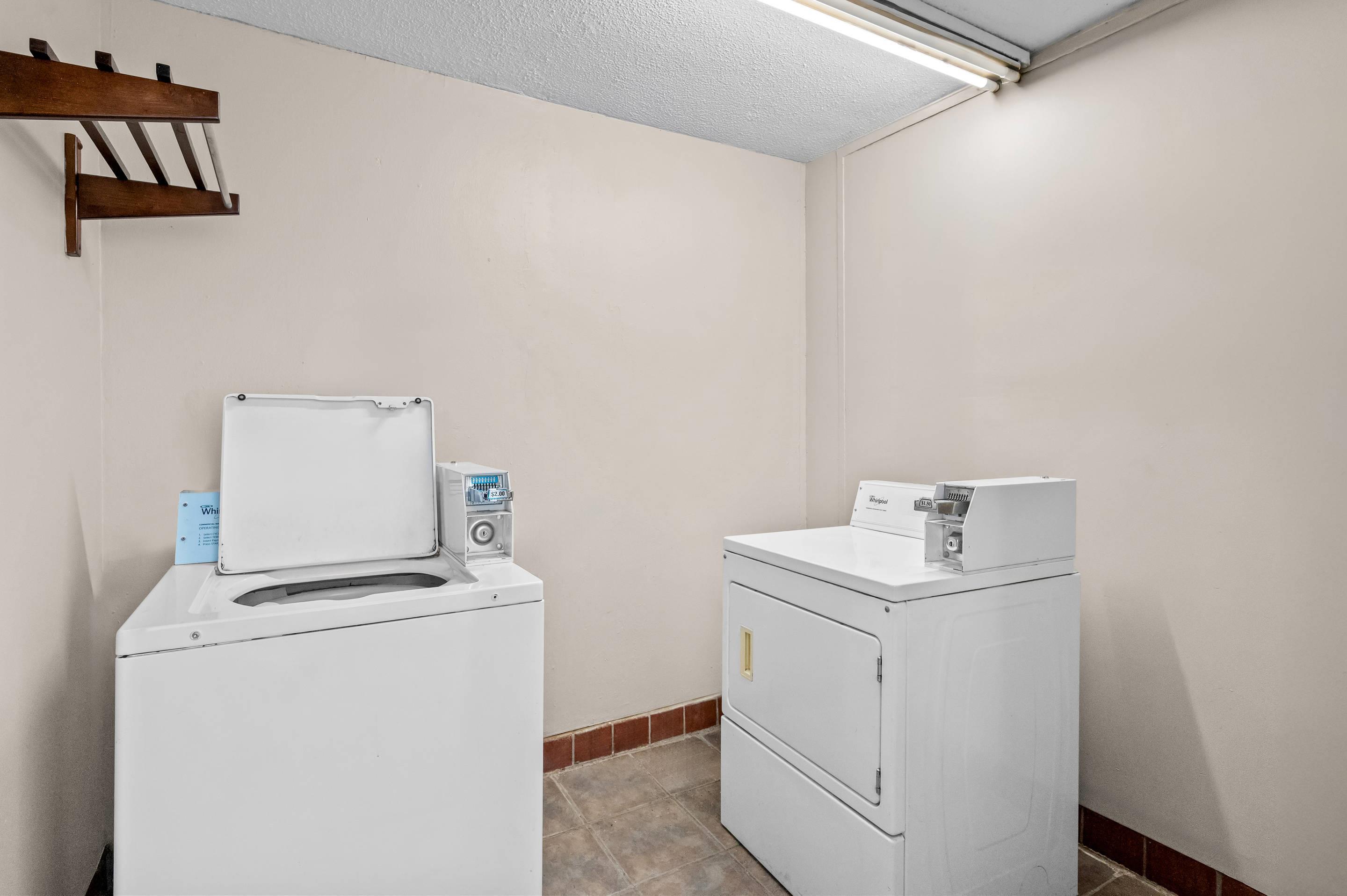 Guest laundry facilities | Express Inn and Suites