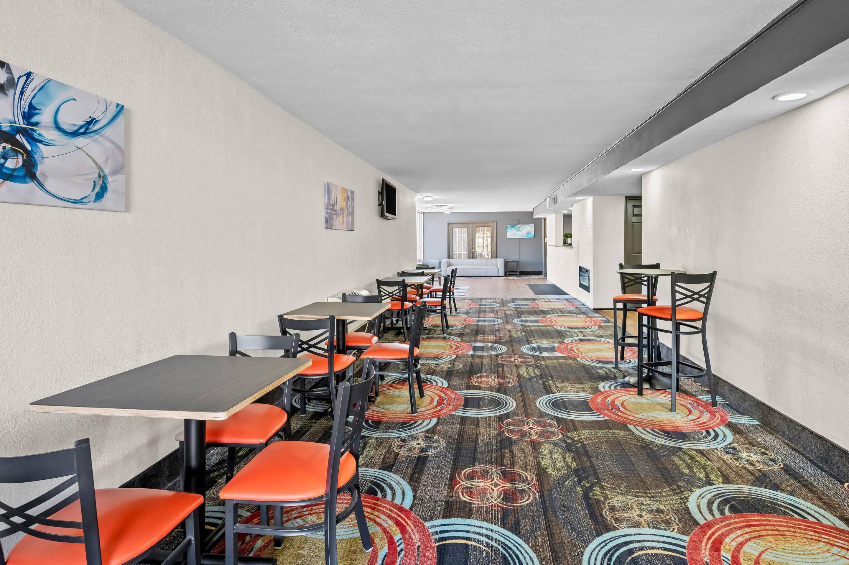 Breakfast area | Express Inn and Suites