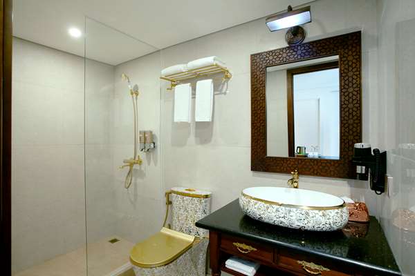 Alhambra Hotel  Convention, BW Signature Collection