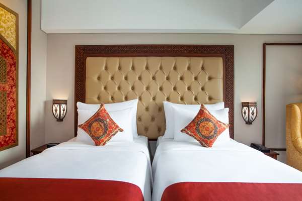 2 Single Beds, Smoking Room, Deluxe Room, Safety Box, Mini Fridge, Hairdryer, Shower In Room, Full Breakfast
