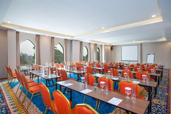 Alhambra Hotel  Convention, BW Signature Collection