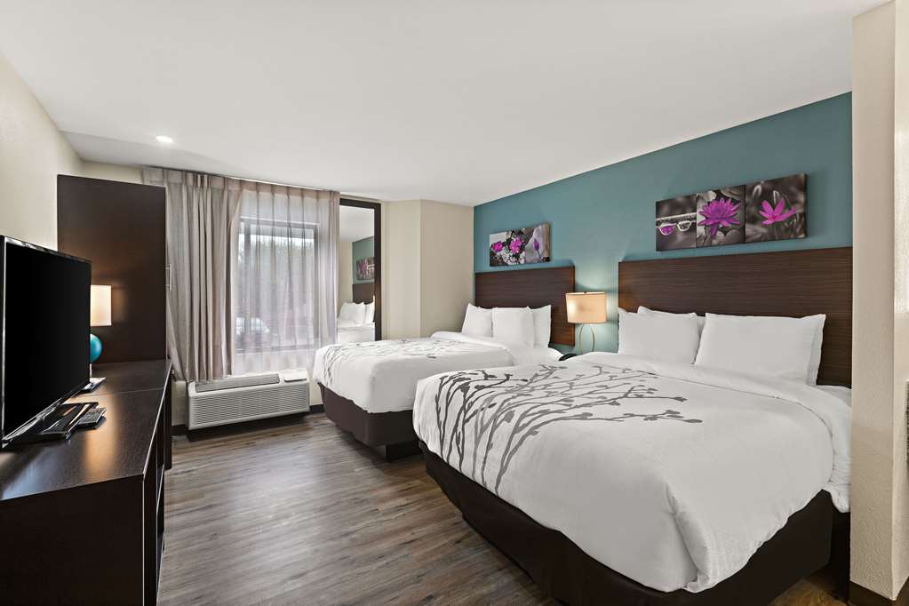 SLEEP INN-guestroom-Guest Room,On-Site.jpg