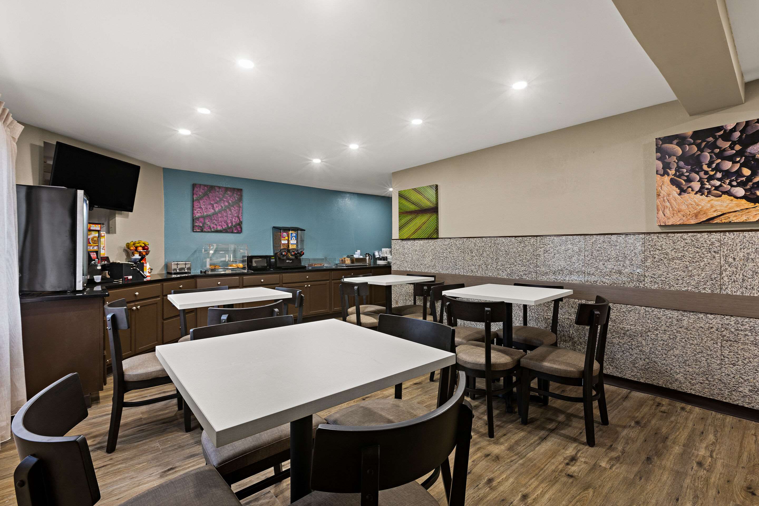 Breakfast area | Sleep Inn