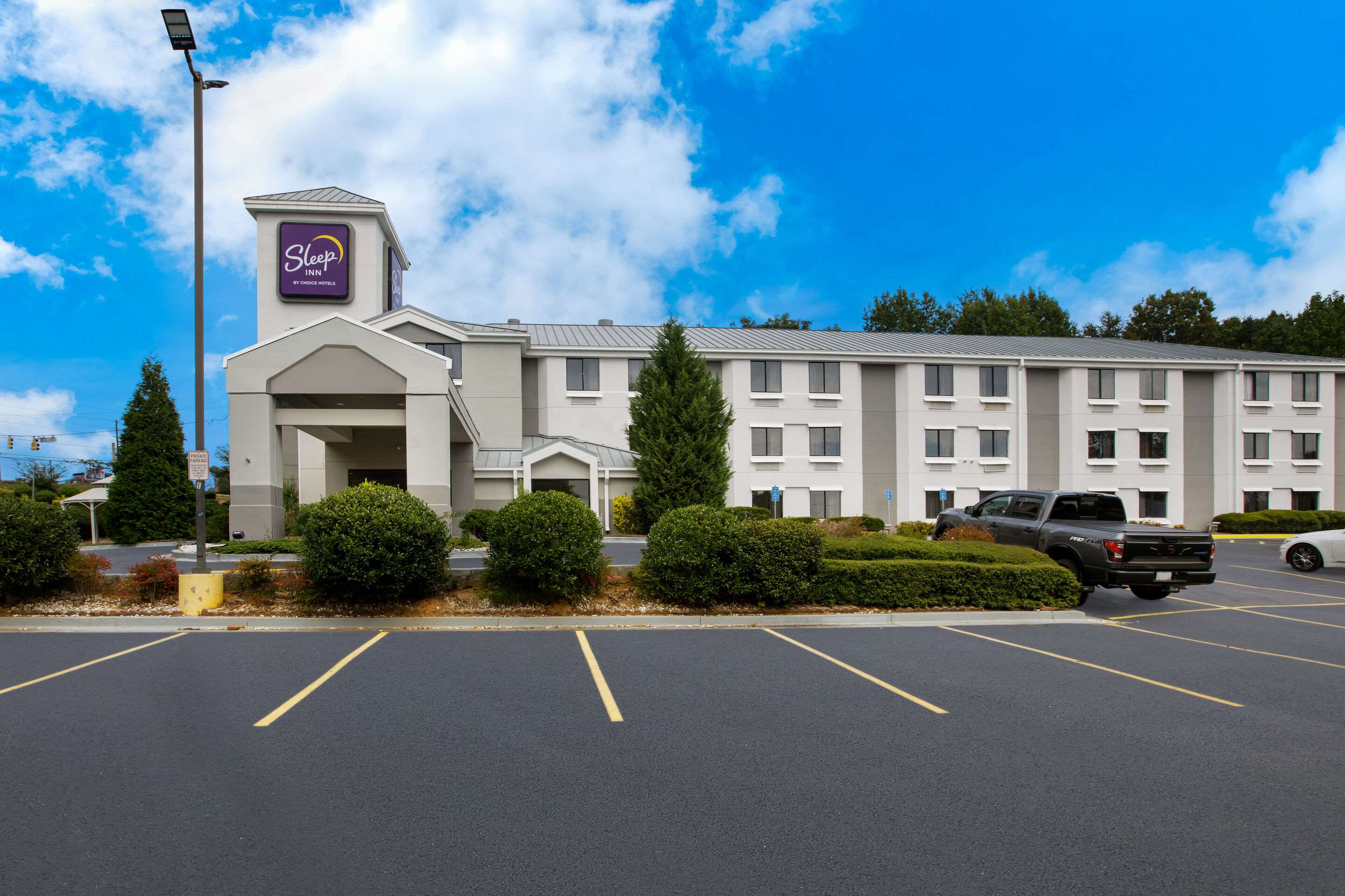 Hotel exterior | Sleep Inn