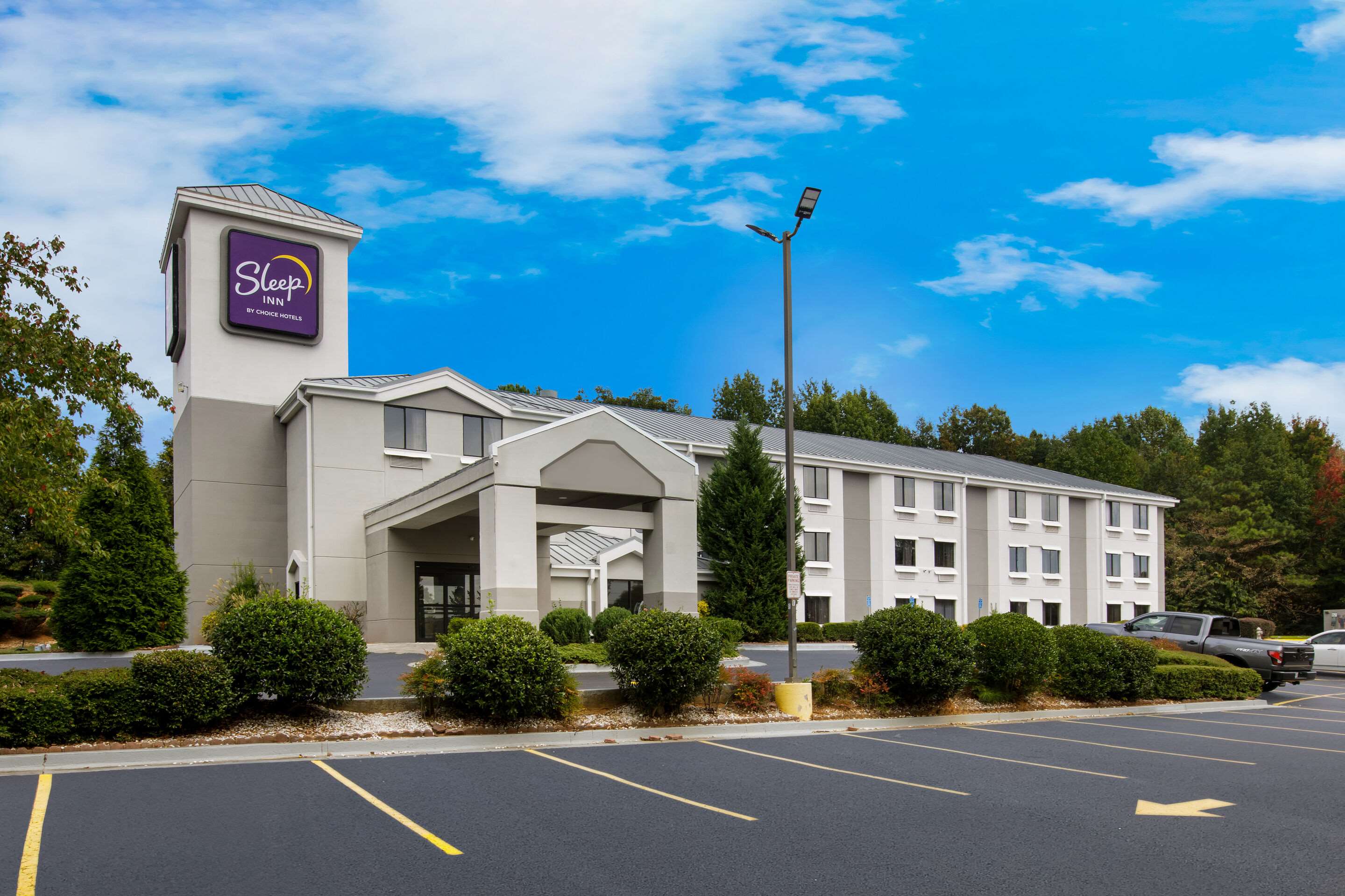 Hotel exterior | Sleep Inn
