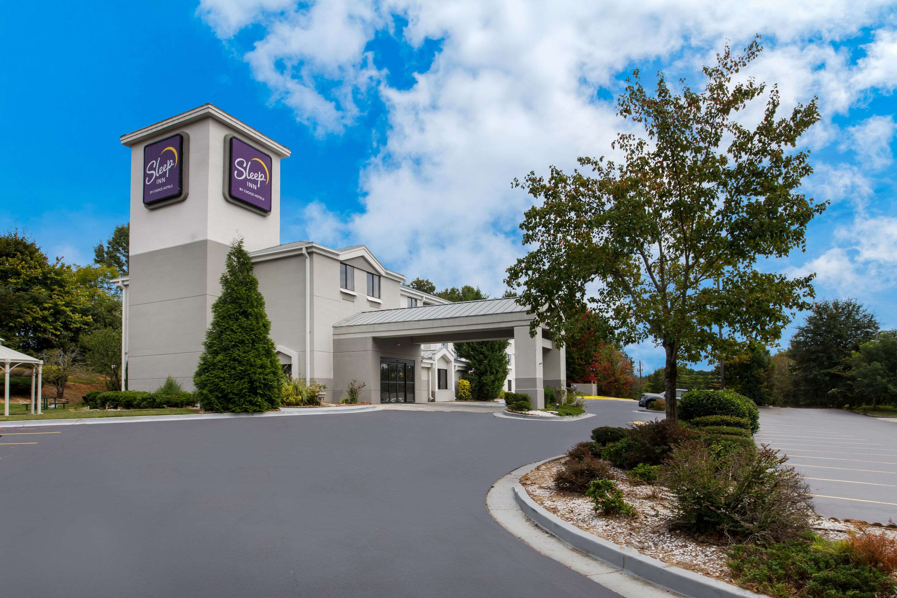 Hotel exterior | Sleep Inn