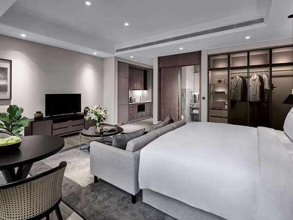 STUDIO, 1 King Size Bed