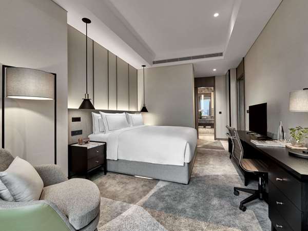 ONE BEDROOM APARTMENT, 1 King Size Bed