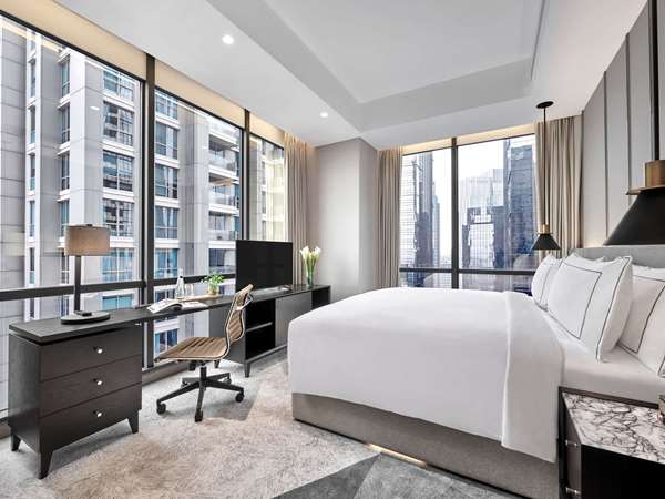 TWO BEDROOMS APARTMENT, 1 King Size Bed