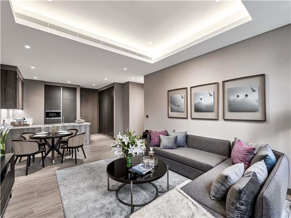 TWO BEDROOMS APARTMENT, 1 King Size Bed