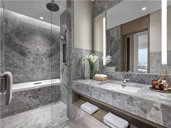 ONE BEDROOM APARTMENT, 1 King Size Bed