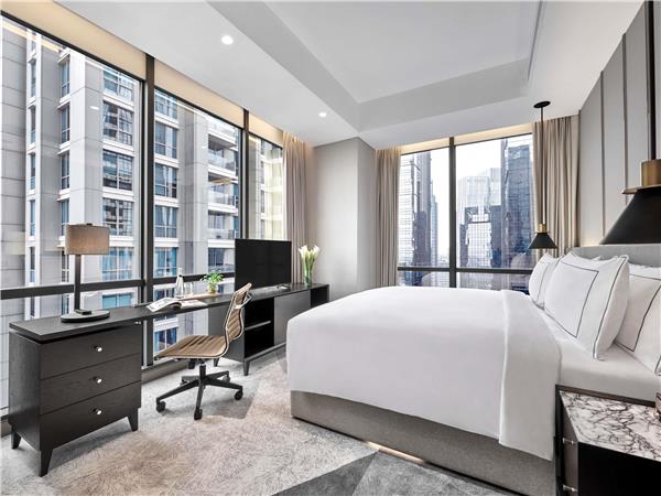 TWO BEDROOMS APARTMENT, 1 King Size Bed