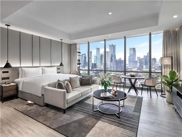 STUDIO, 1 King Size Bed