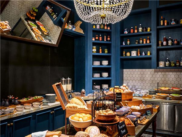 25hours Hotel Jakarta The Oddbird