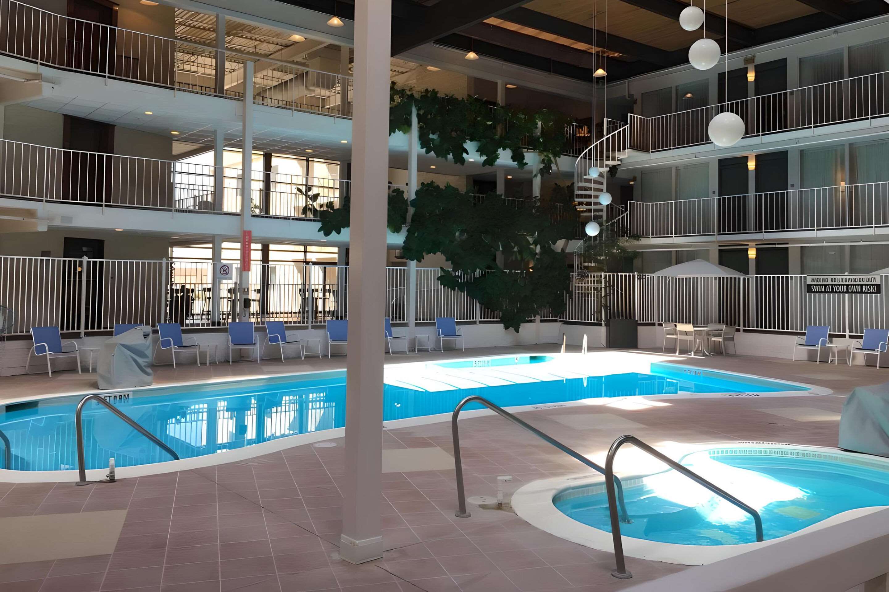 Indoor pool | Quality Inn West Lafayette - University Area