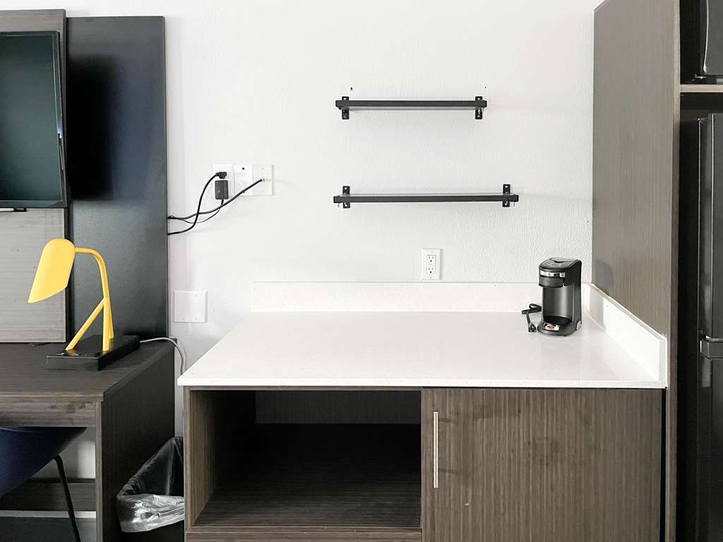 STUDIO 6 SUITES LAFAYETTE, IN-guestroom-Guest Room,Guest Room Amenity,Kitchen/Kitchenette,On-Site.jpg